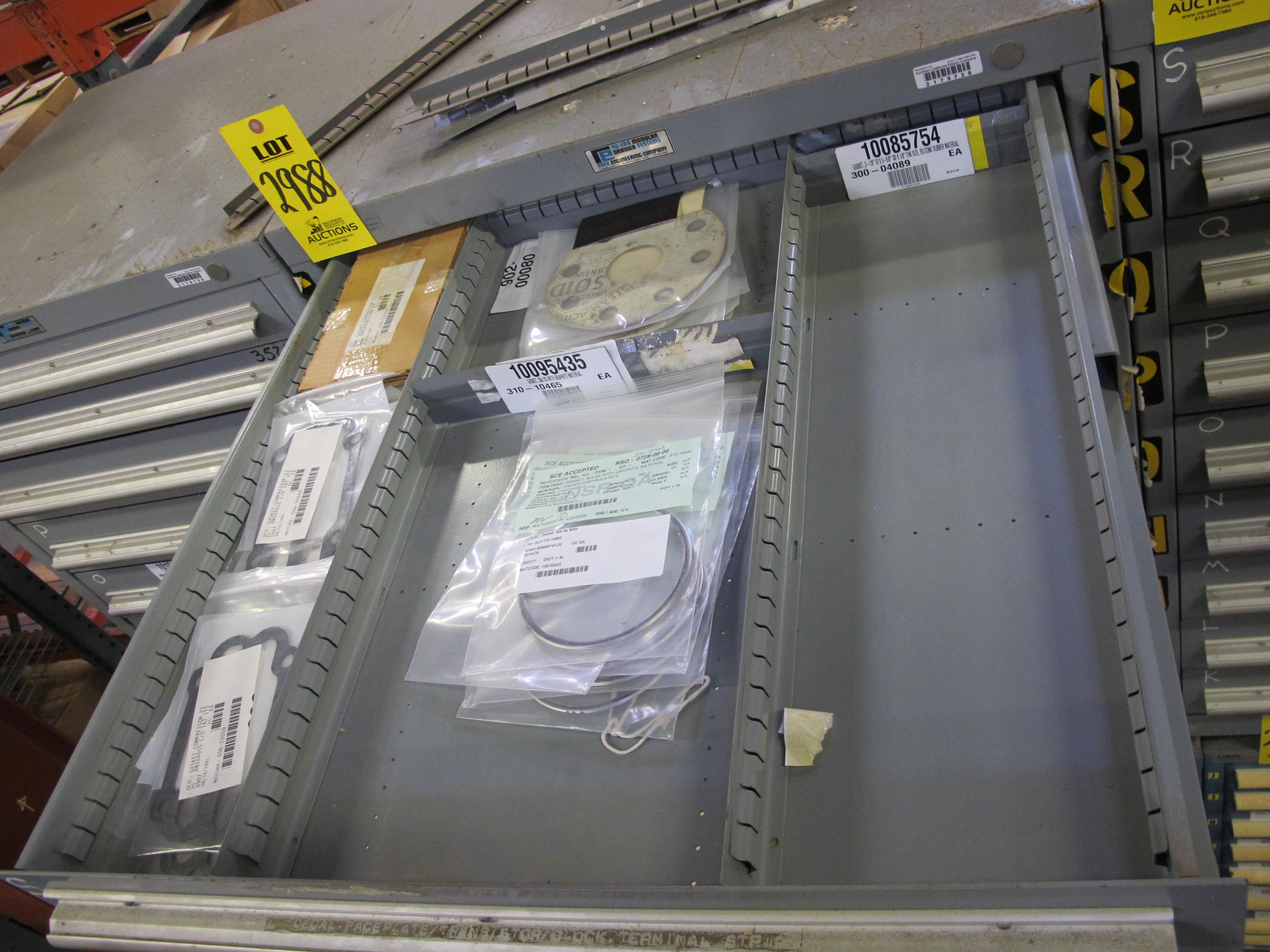 STANLEY VIDMAR HEAVY DUTY 9-DRAWER PARTS CABINET W/ CONTENTS (W-50) LOADING & HANDLING FEE $25-